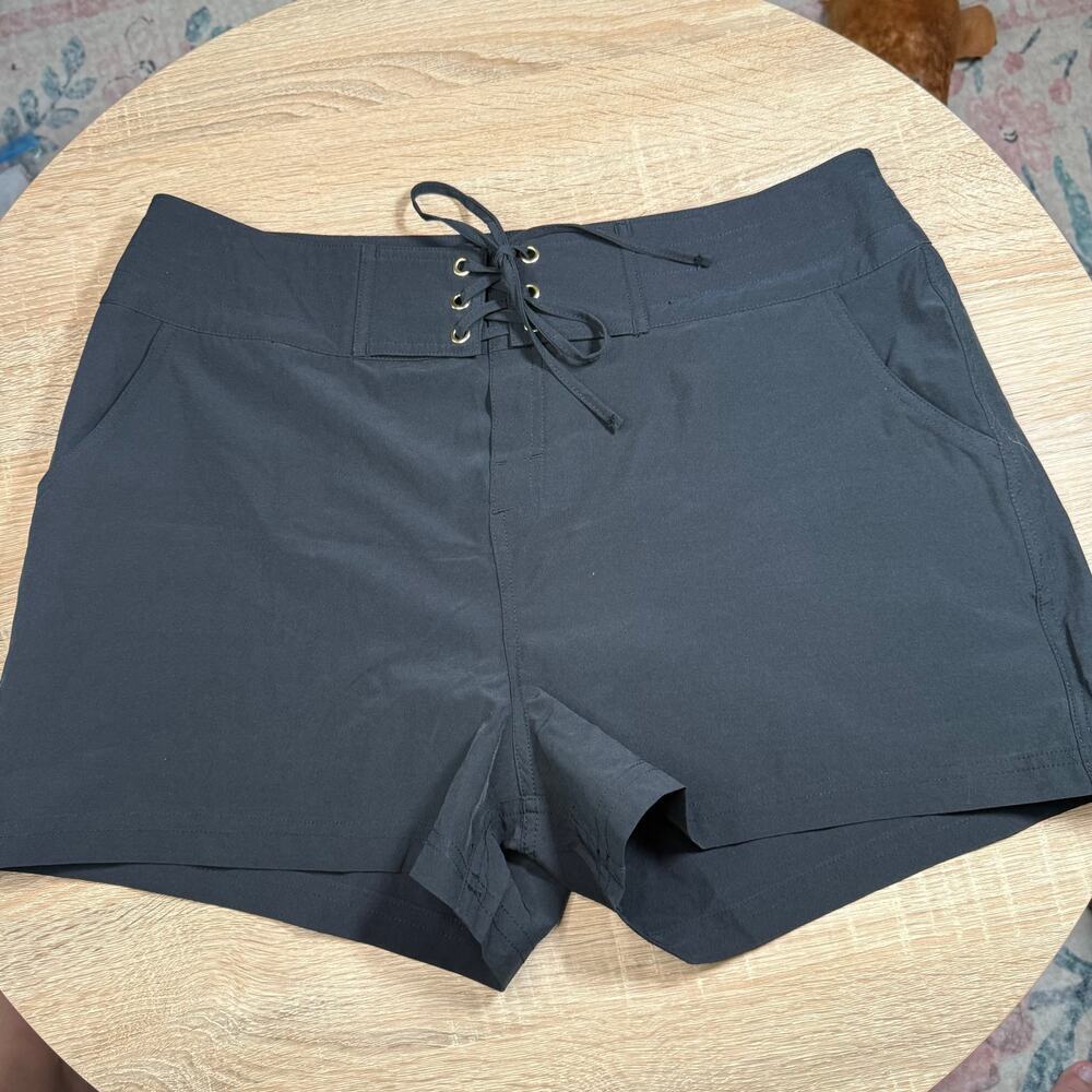 NWT La Blanca Women's All Aboard 3" Board Short Black Size US L